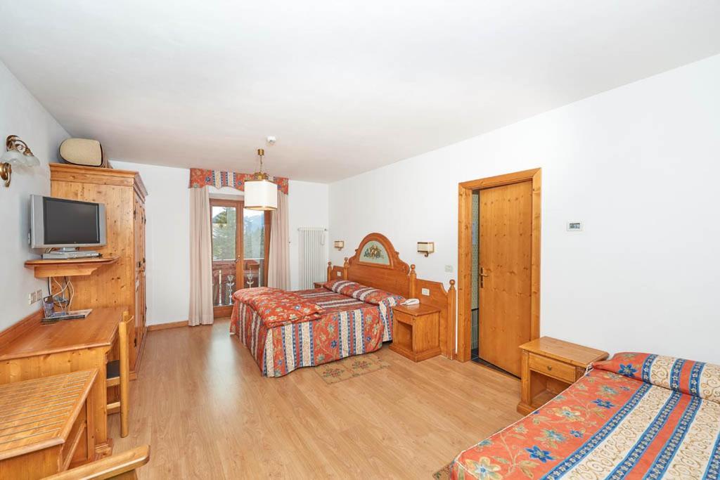 Hotel Bonapace ***S Madonna Kültér fotó