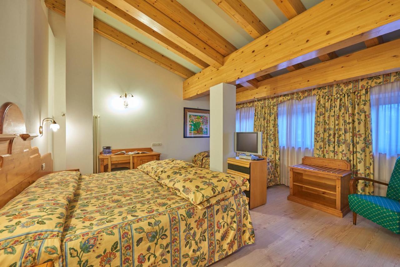 Hotel Bonapace ***S Madonna Kültér fotó